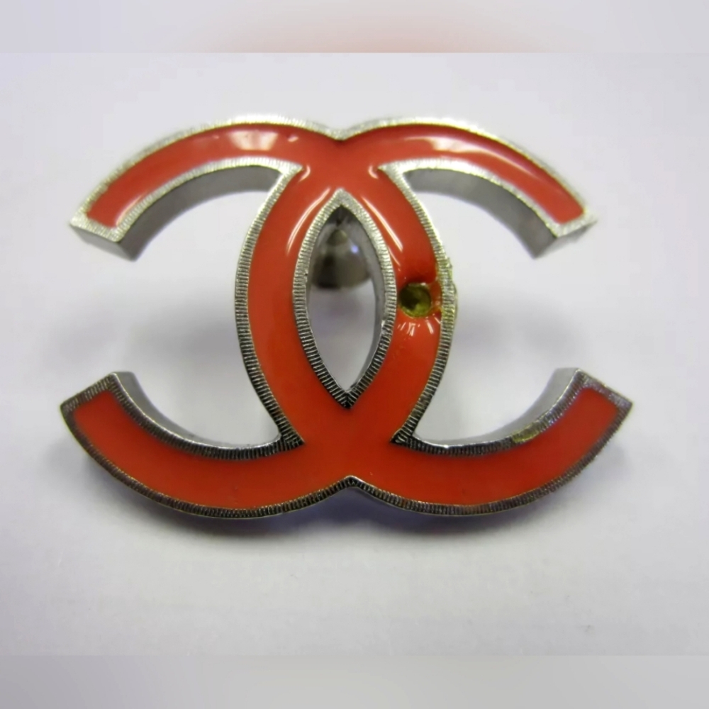 EUC RARE🔥Chanel 04 Enamel Orange Red Pin Brooch